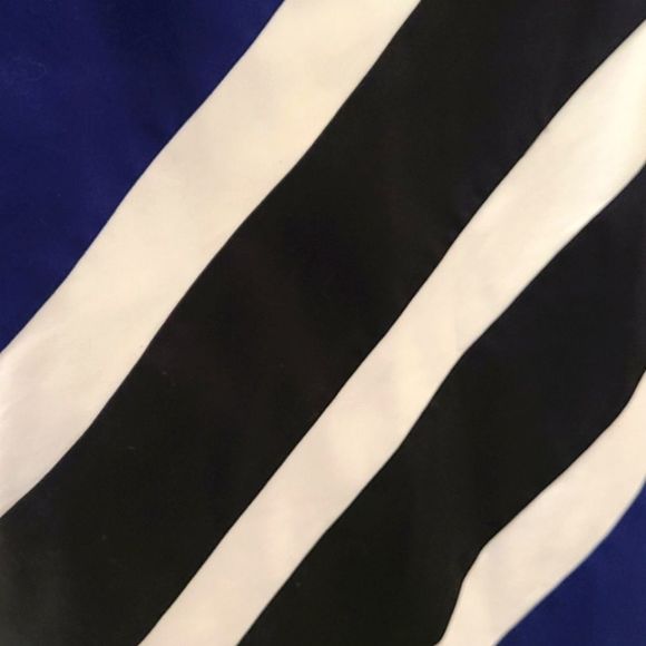 White House Black Market Pencil Skirt Size 6 - Picture 3 of 5